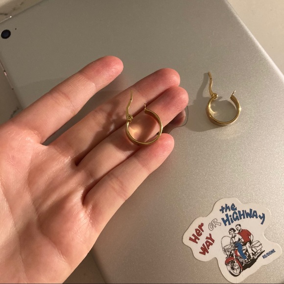 Gold Hoops - Picture 5 of 14